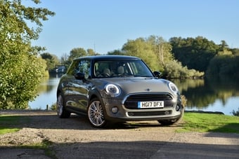 Mini Hatch 2016