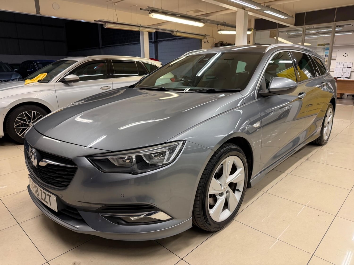Vauxhall Insignia 2018 - Cars in Rotherham