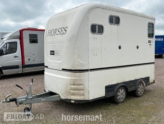 [ berth ]Equi-Trek Space Treka