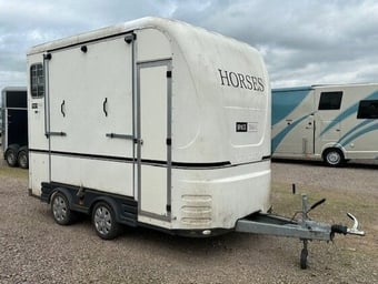 Equi-Trek Space Treka Up to 3.5 tonnes Horse Trailer