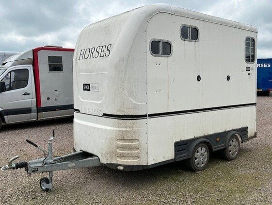 [ berth ]Equi-Trek Space Treka