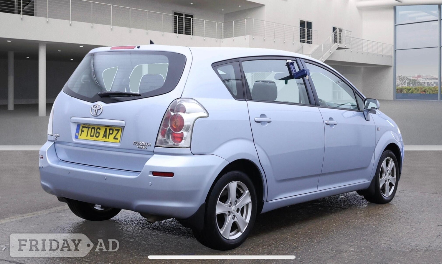 Toyota Corolla Verso 2006 - Cars in Kingston Upon Thames