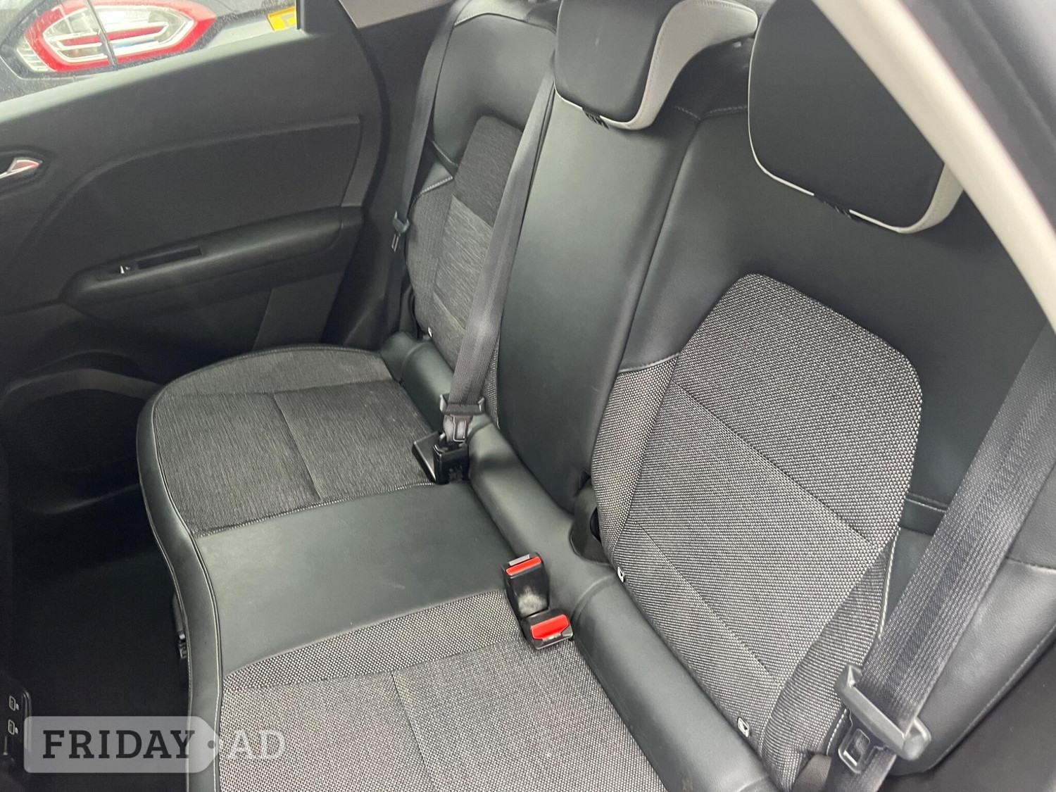 [ berth ]Renault Captur