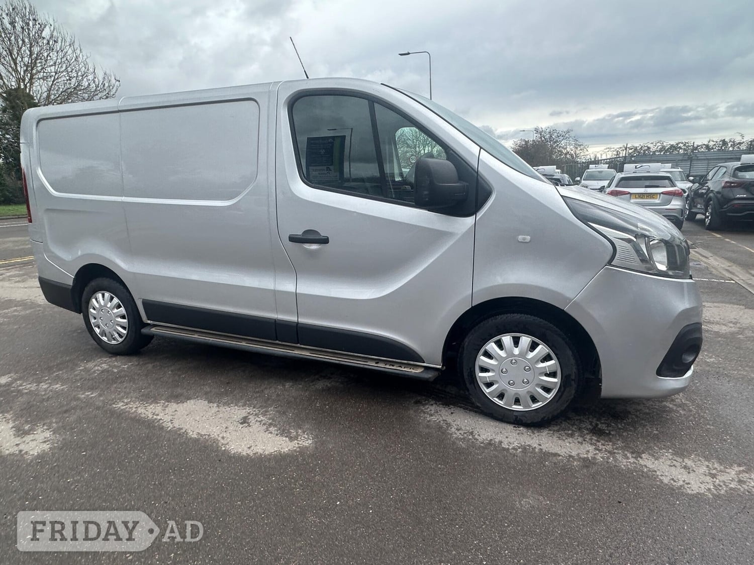 [ berth ]Renault Trafic
