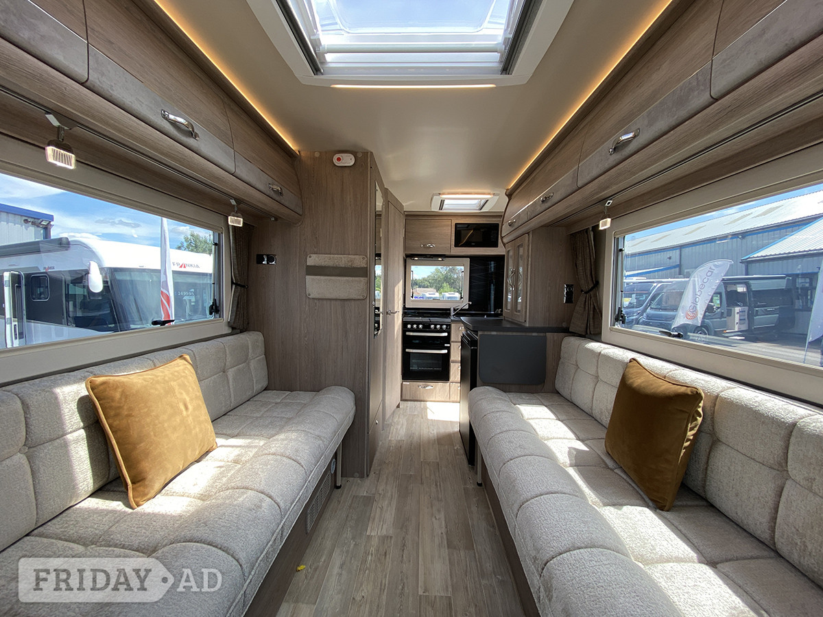 [2 berth ]Auto-Sleepers Broadway EK TB LP