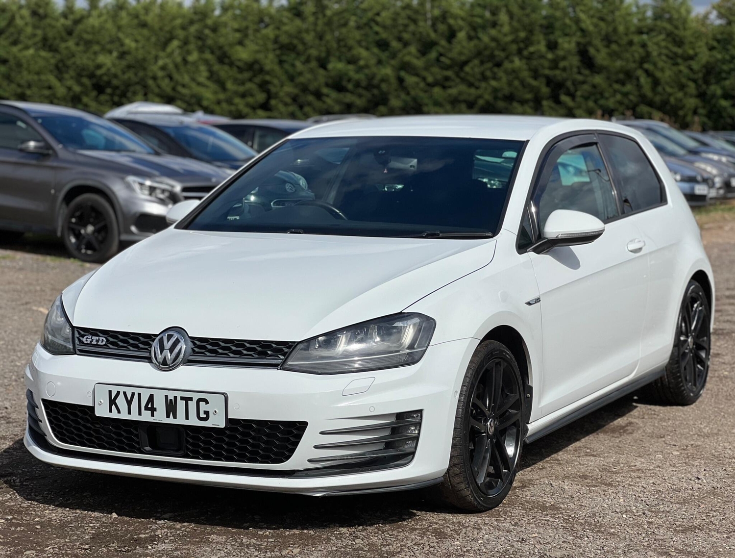 Volkswagen Golf 2014 - Cars