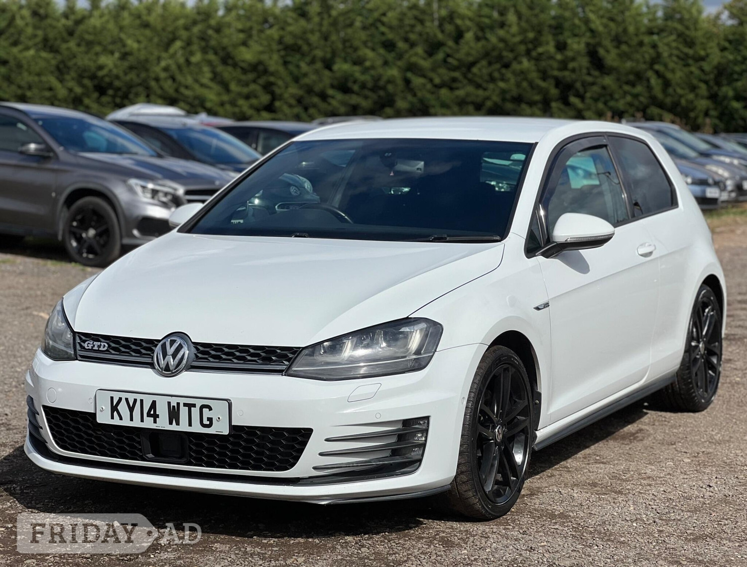 Volkswagen Golf 2014 - Cars