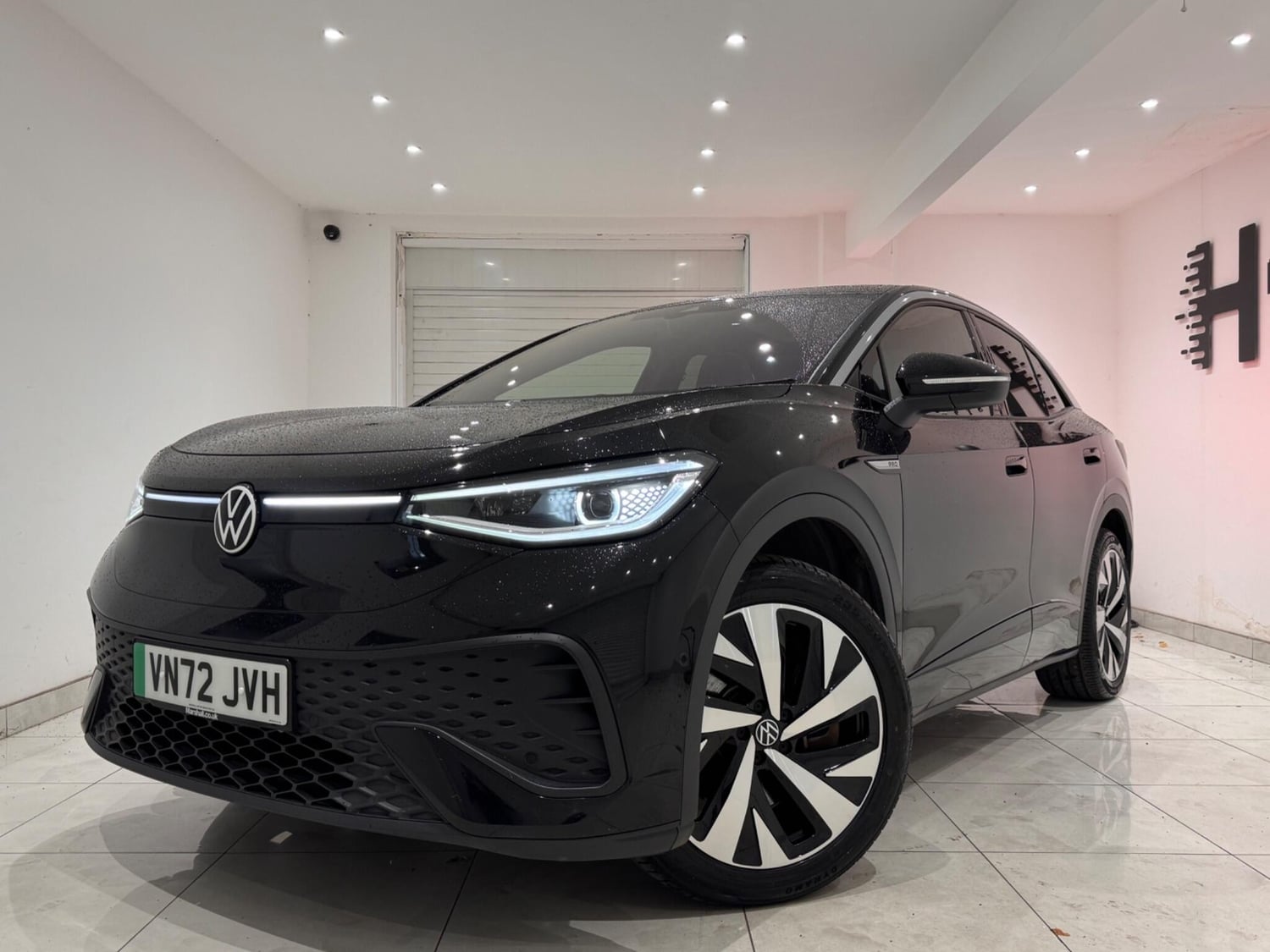 Volkswagen ID.5 2022 - Cars in Hounslow