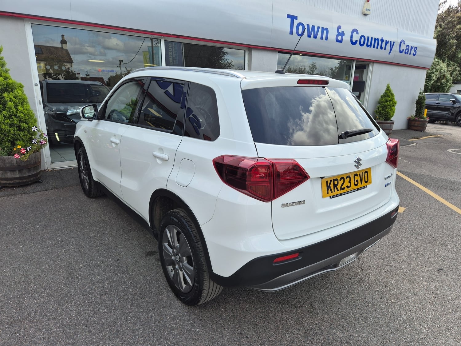 Suzuki Vitara 2023 - Cars in Aldershot