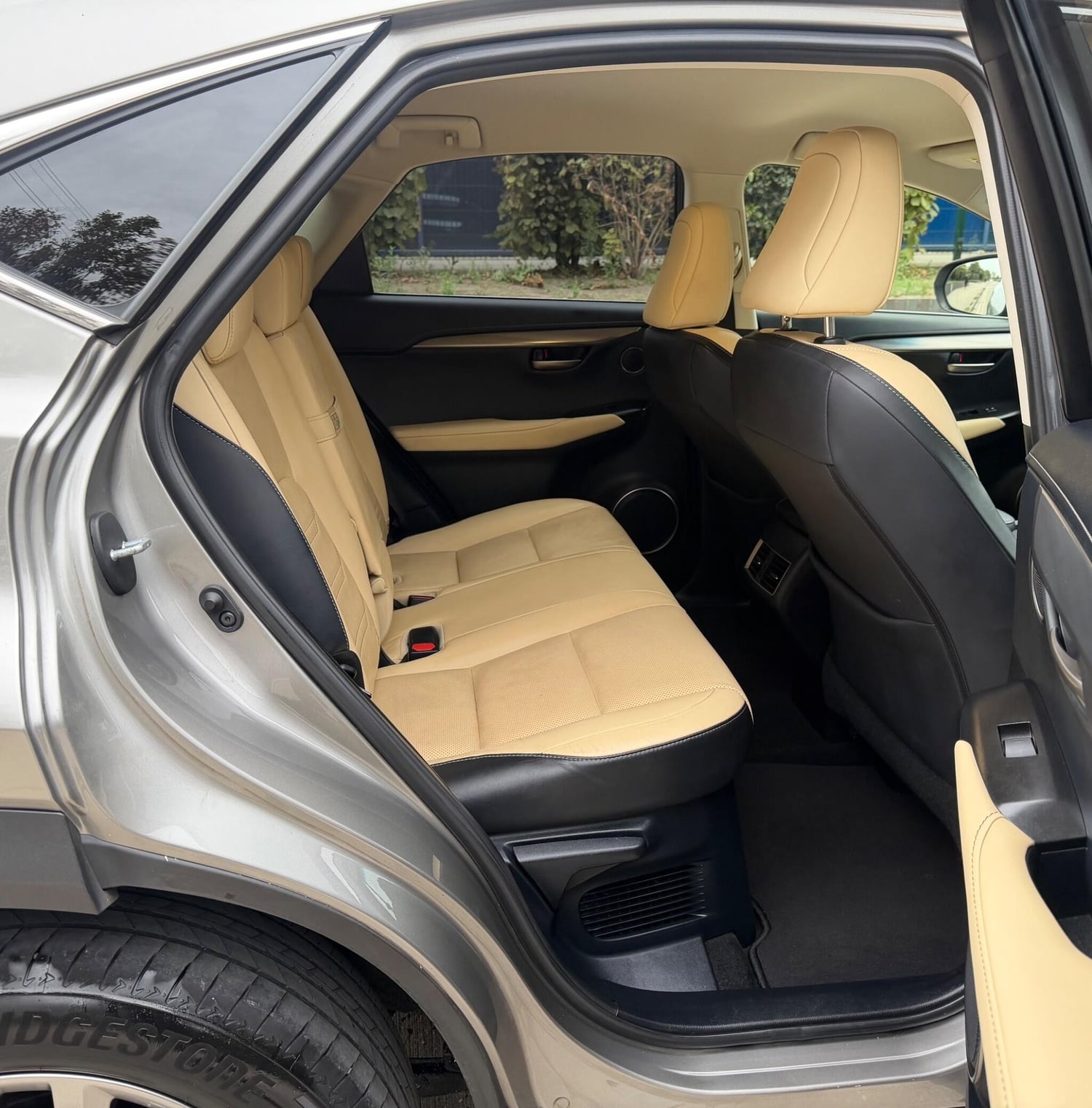 Lexus NX 2017 - Cars in Havering