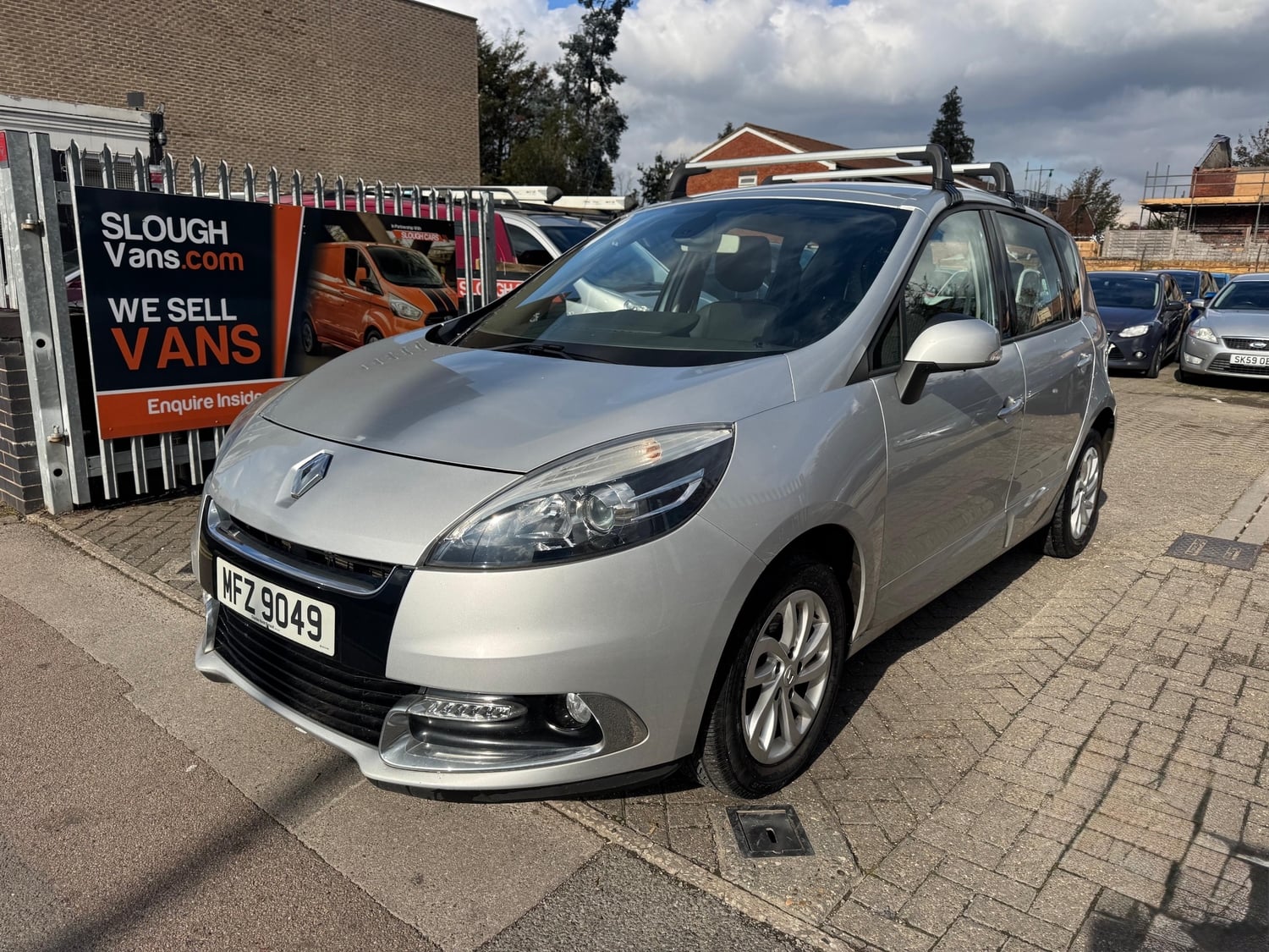 Renault Scenic Slough