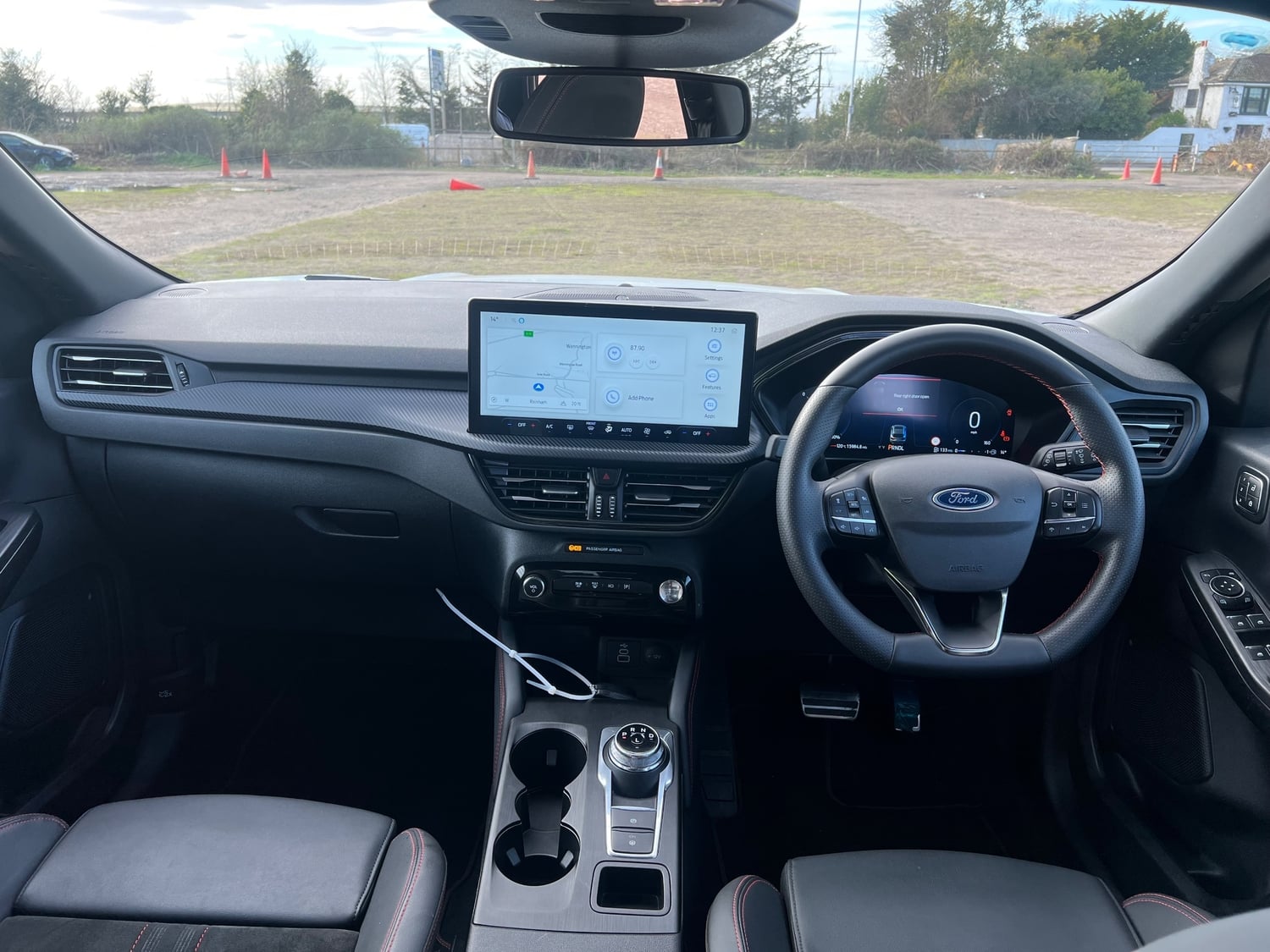 Ford Kuga 2025 - Cars