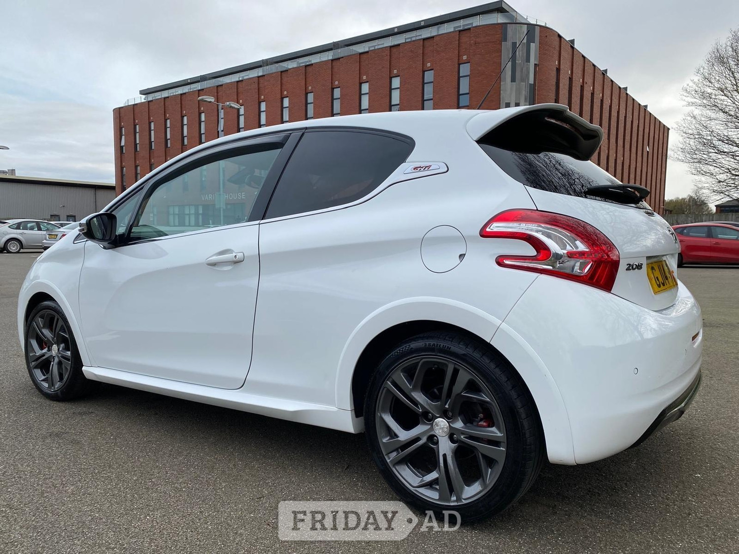 Peugeot 208 2014 - Cars