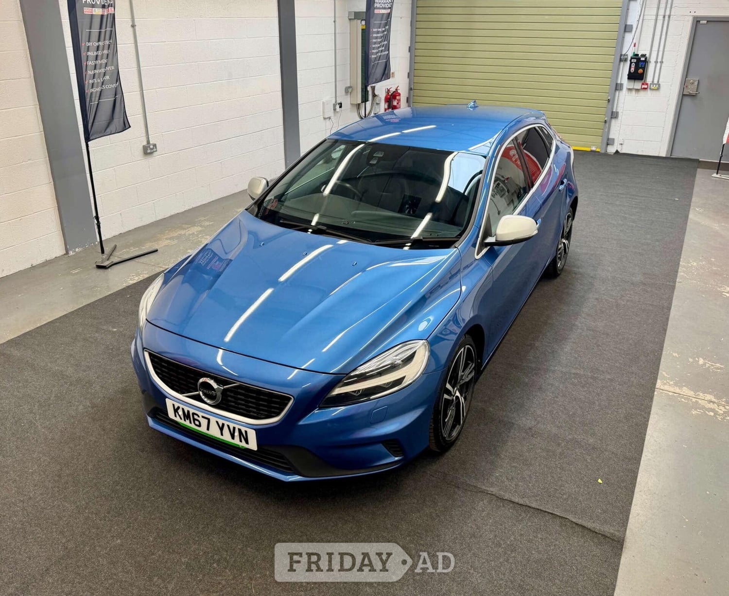 Volvo V40 2017 - Cars