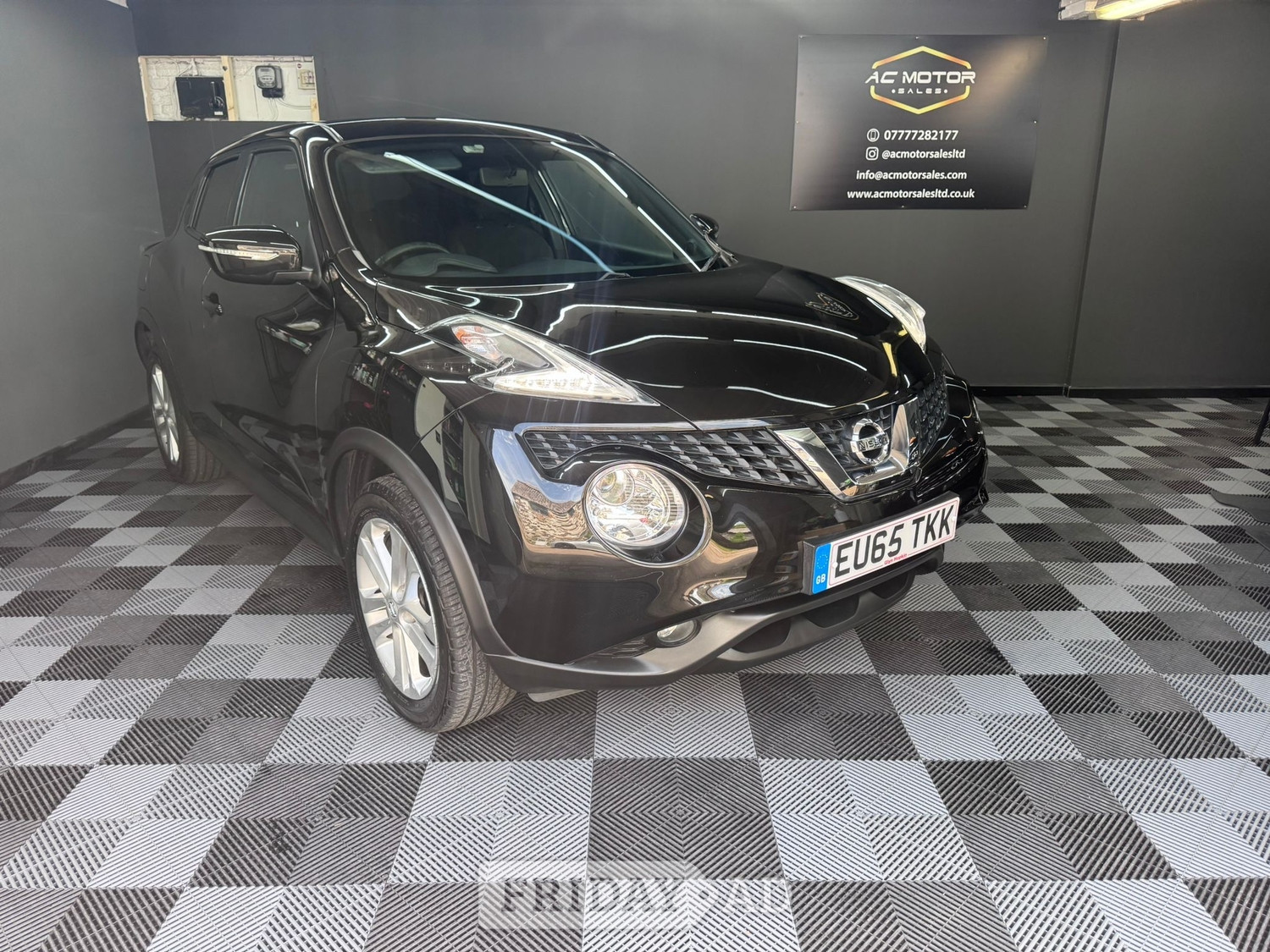 Nissan Juke 2015 in Chertsey