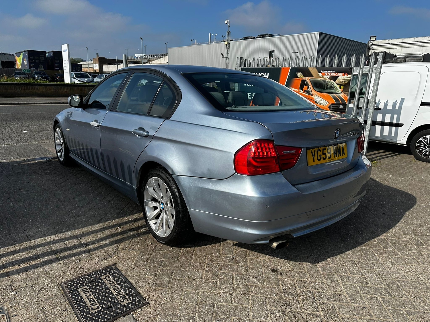 [ berth ]BMW 3 Series