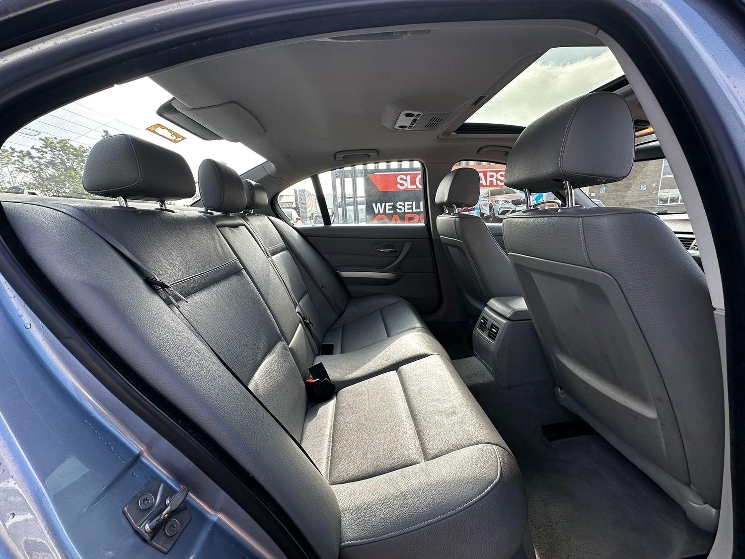 BMW 3 Series 2009 - Cars