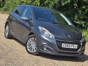 Peugeot 208 2015