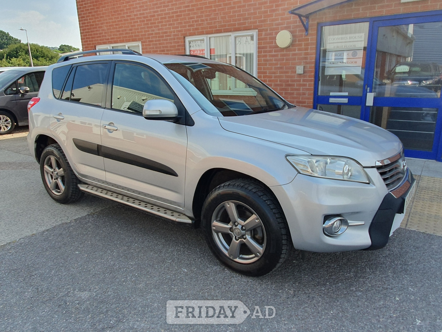 [ berth ]Toyota RAV4