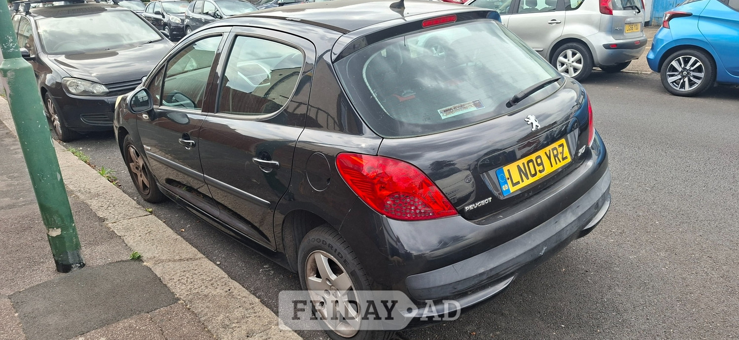 [ berth ]Peugeot 207