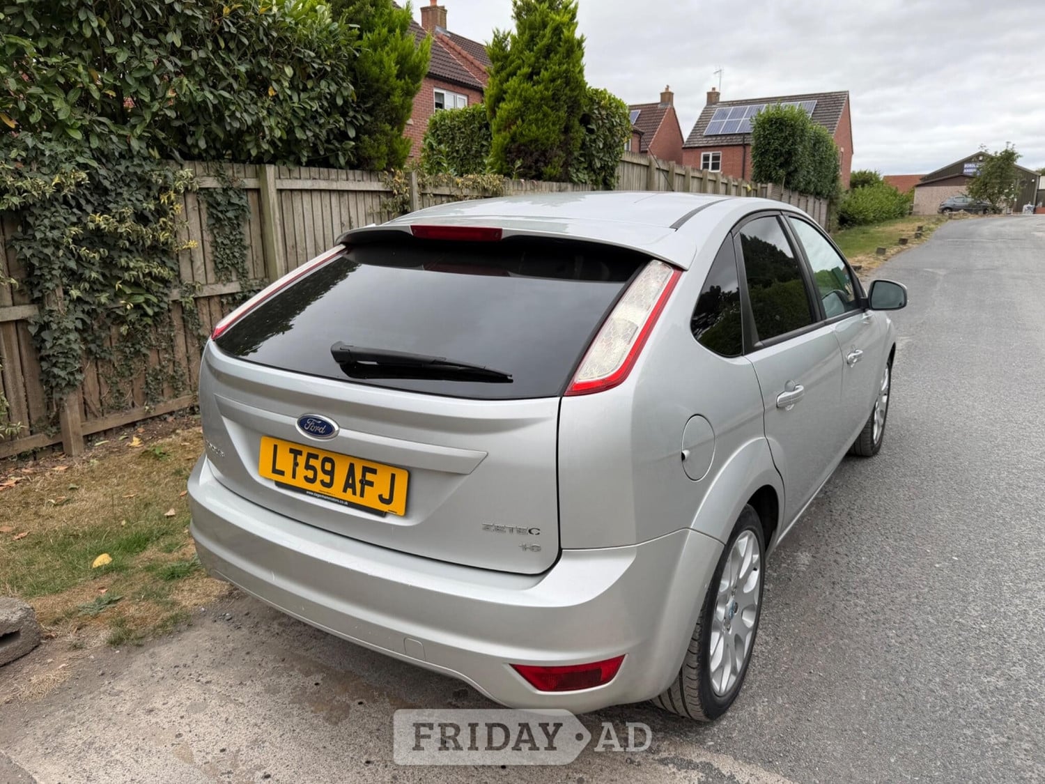 Ford Focus 2009 - Cars