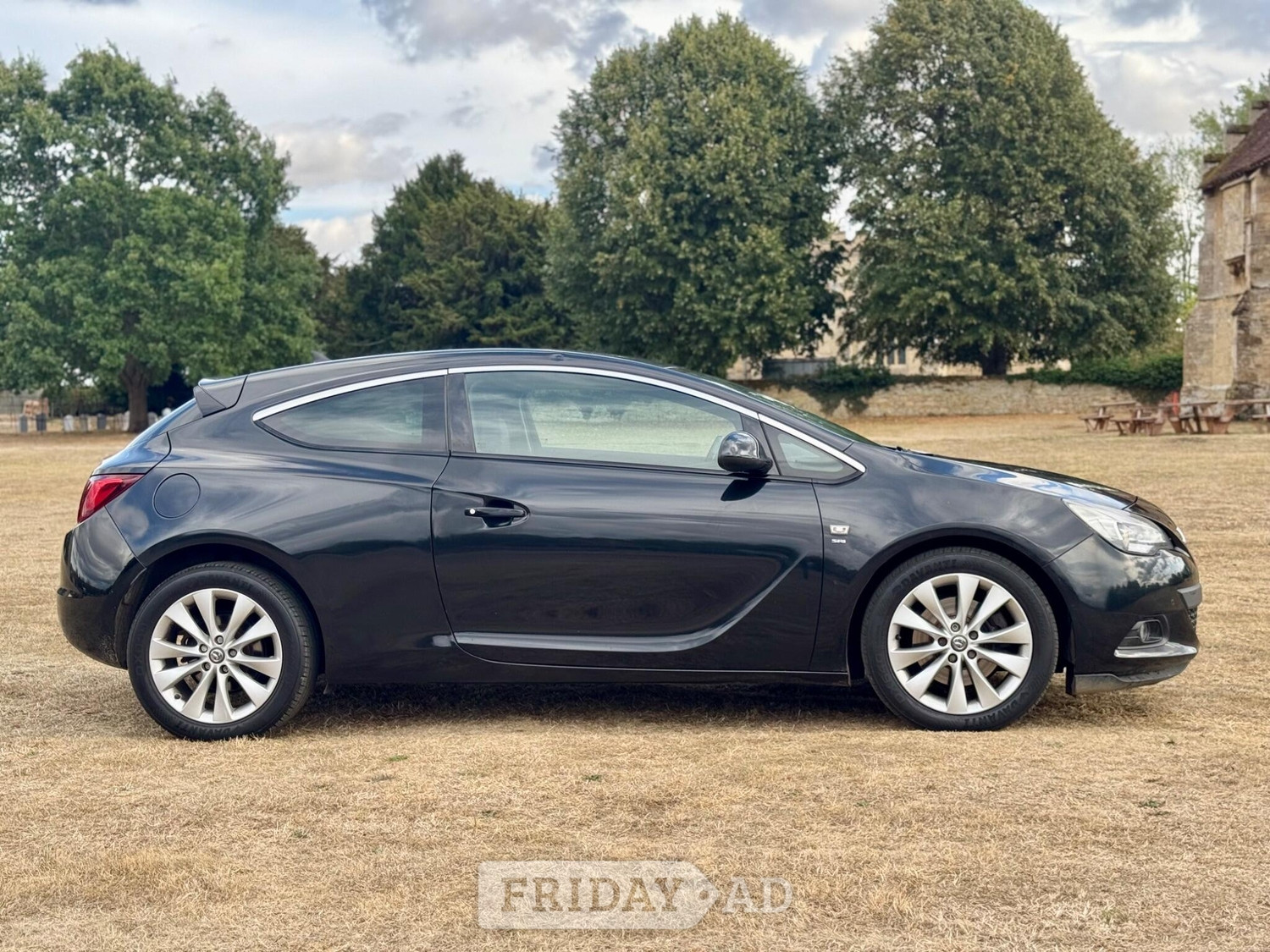 [ berth ]Vauxhall Astra