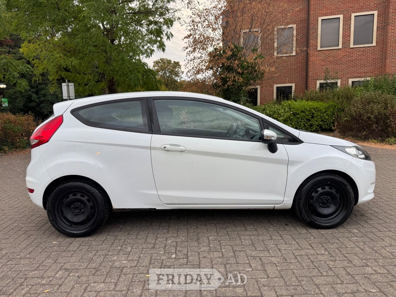Ford Fiesta 2010 - Cars in Hillingdon