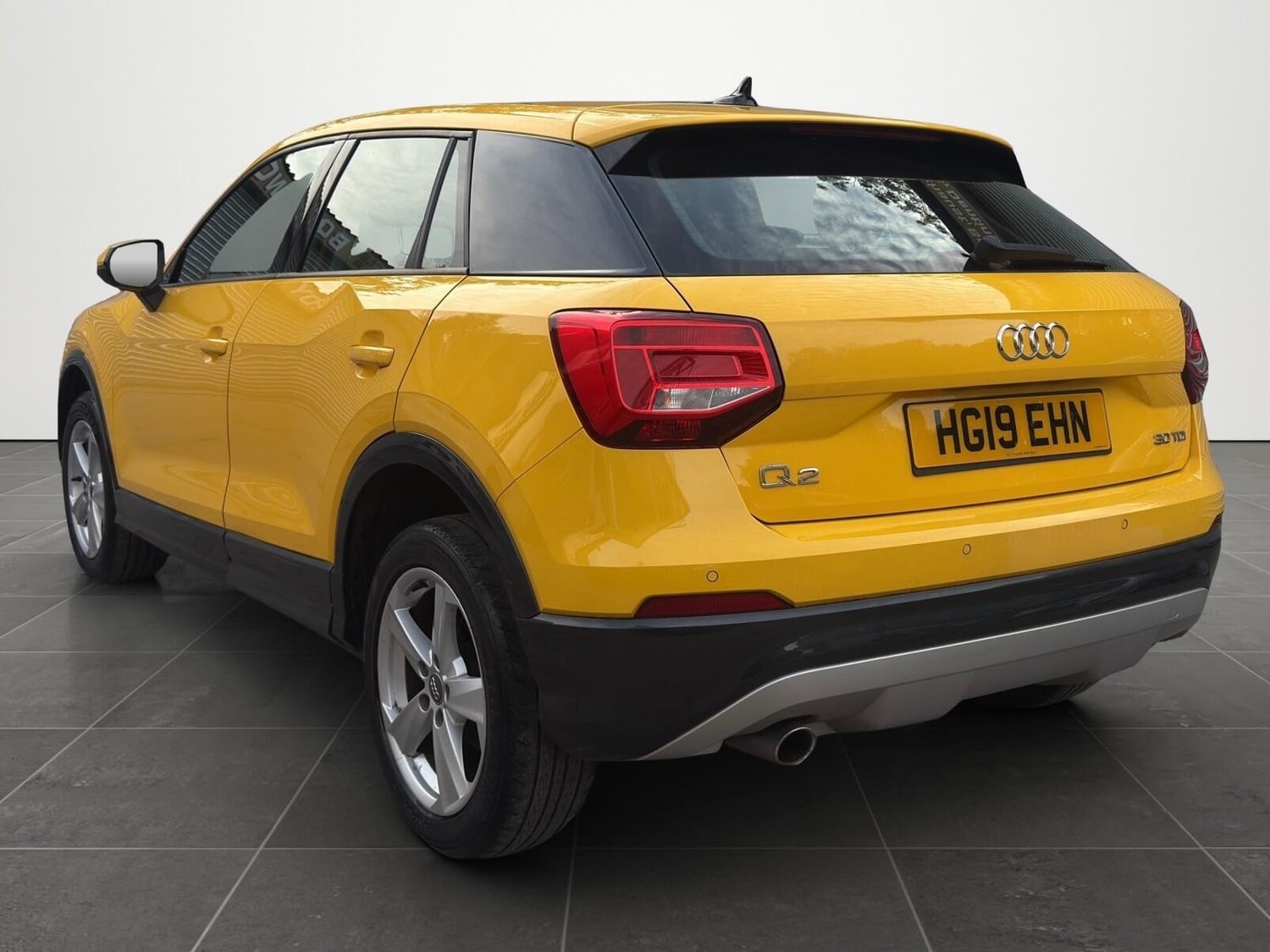 [ berth ]Audi Q2