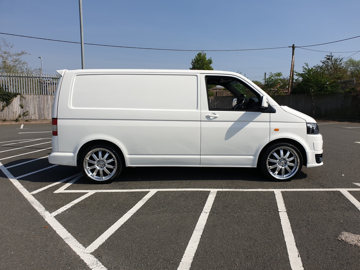 Volkswagen Transporter 2003 - Vans & Commercial Vehicles in Llanelli