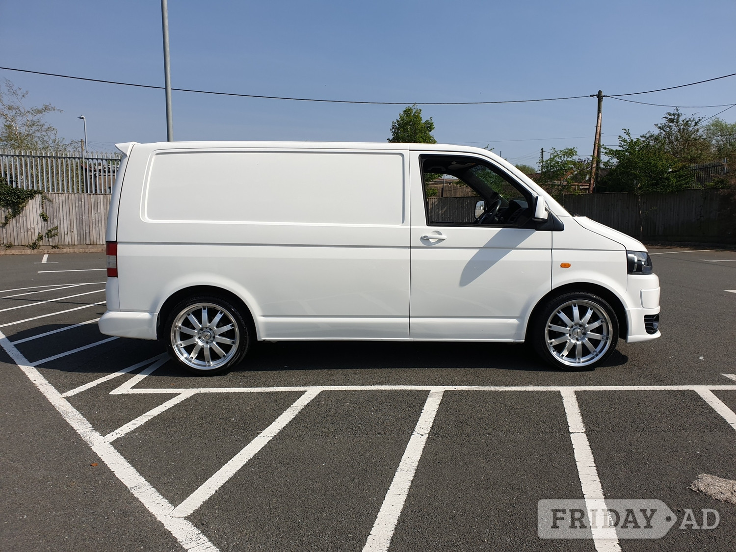 Volkswagen Transporter 2003 - Vans & Commercial Vehicles in Llanelli