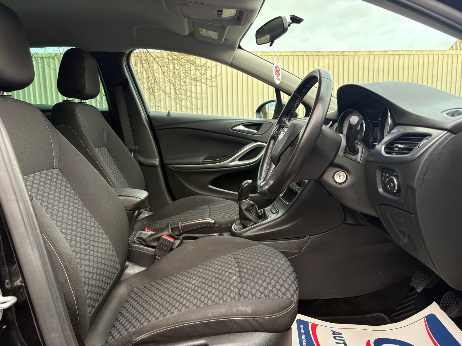 Vauxhall Astra 2020 - Cars in Airdrie