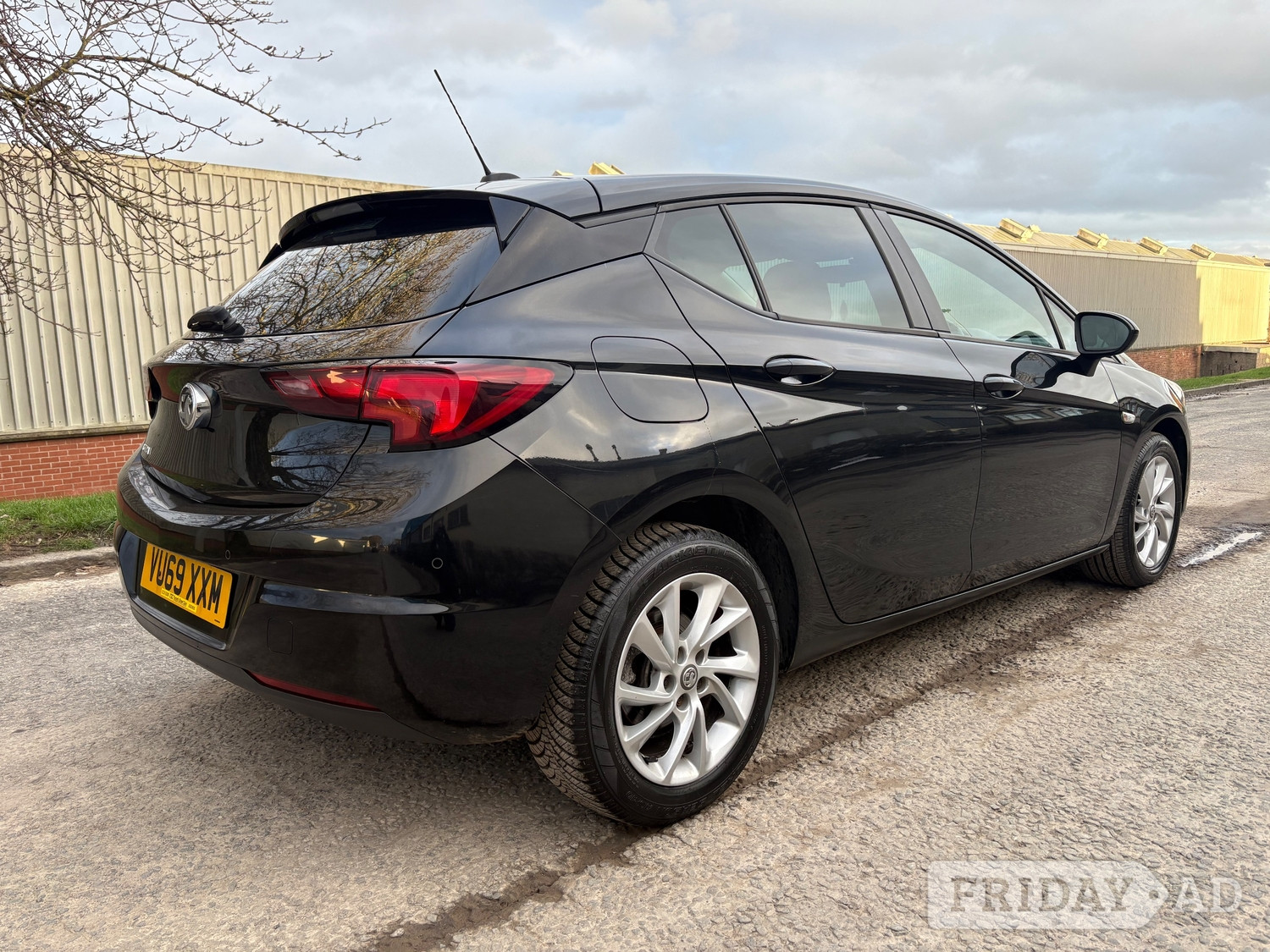 [ berth ]Vauxhall Astra