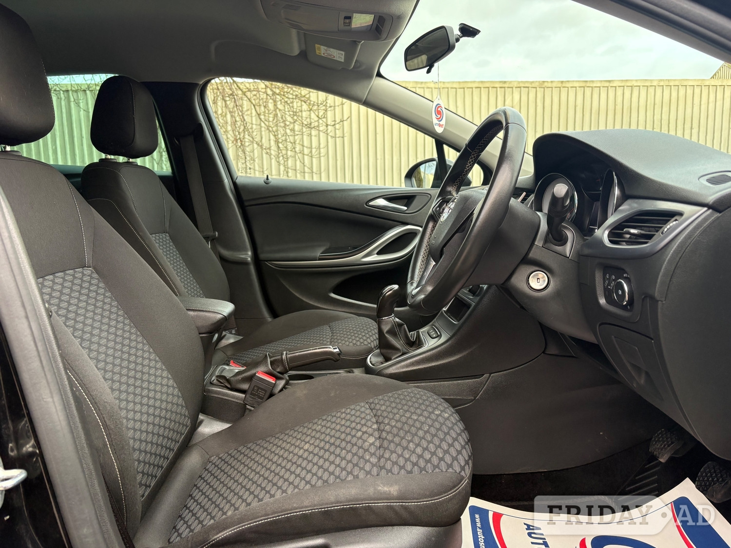 Vauxhall Astra 2020 - Cars in Airdrie