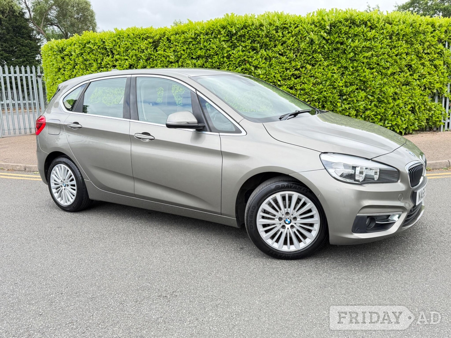 BMW 2 Series Active Tourer 2015 - Cars