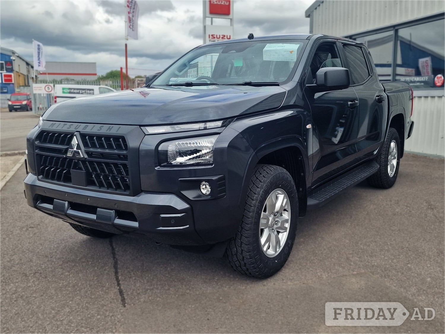 [ berth ]Mitsubishi L200