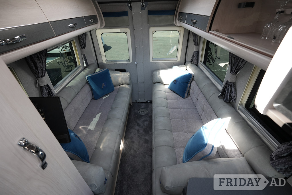 [2 berth ]Auto-Sleepers Warwick XL FIAT 2 BERTH 2 TRAVEL SEAT MOTORHOME