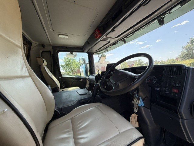 Equine Quality Coach built  Scania P230 Horsebox - Trailers & Horseboxes in Banbury