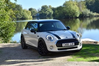 Mini Hatch 2016