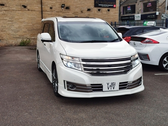Nissan Elgrand 2012