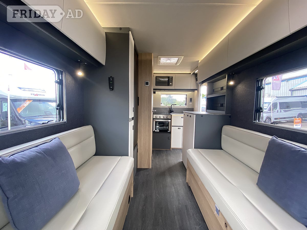 Auto-Trail Excel 620S Newark