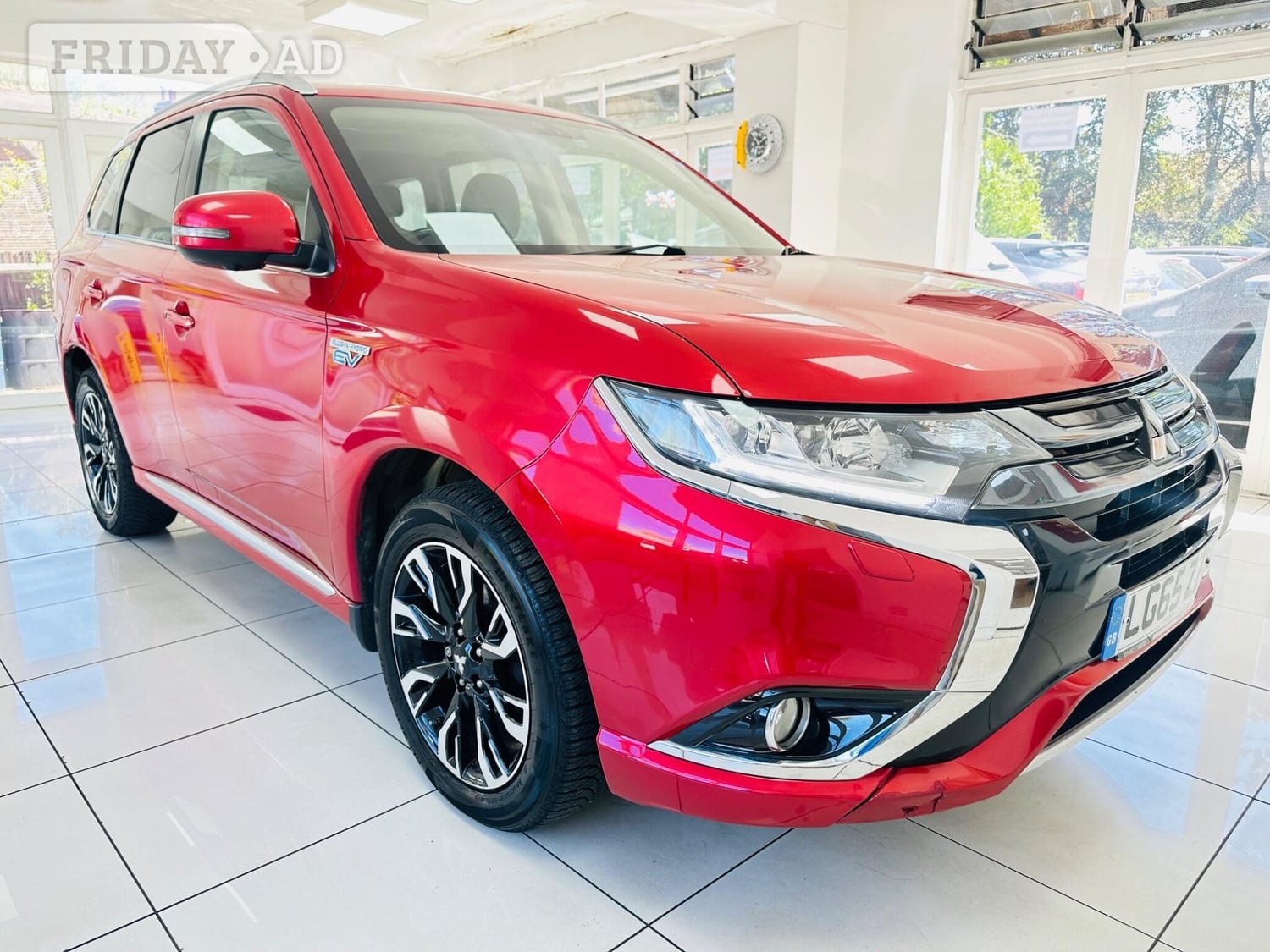 Mitsubishi Outlander 2015 in Iver
