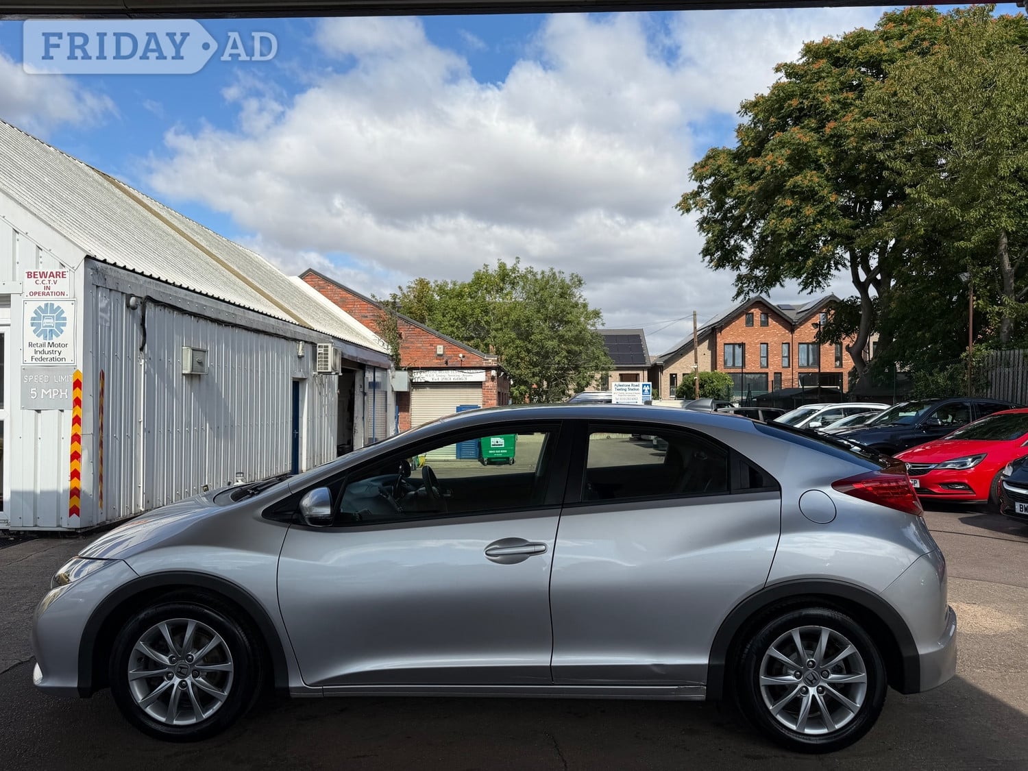 Honda Civic 2012 - Cars in Leicester