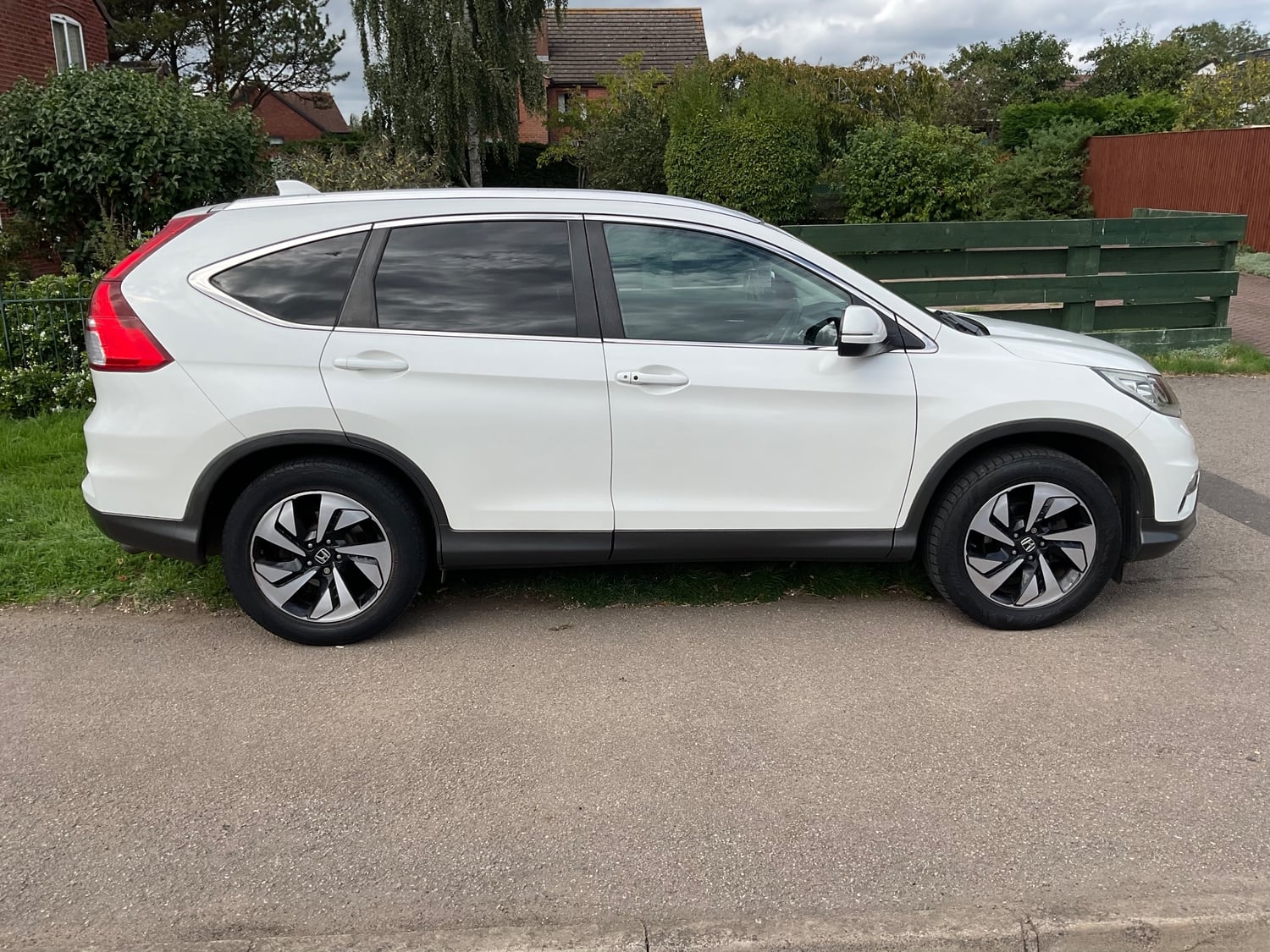Honda CR-V 2017 - Cars in Hinckley