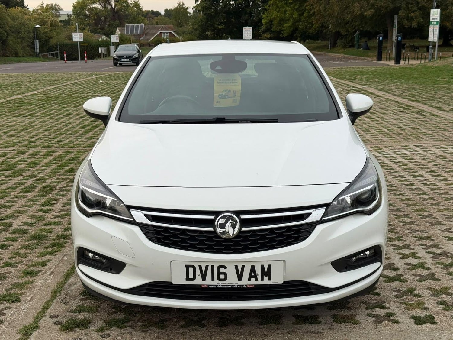[ berth ]Vauxhall Astra