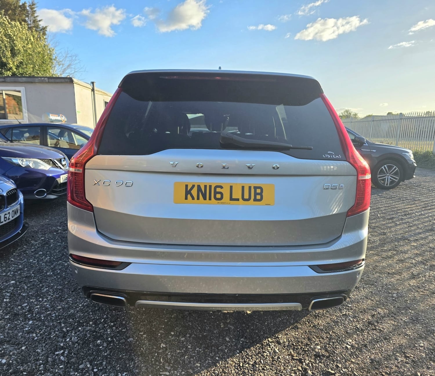 Volvo XC90 2016 - Cars in Chesham
