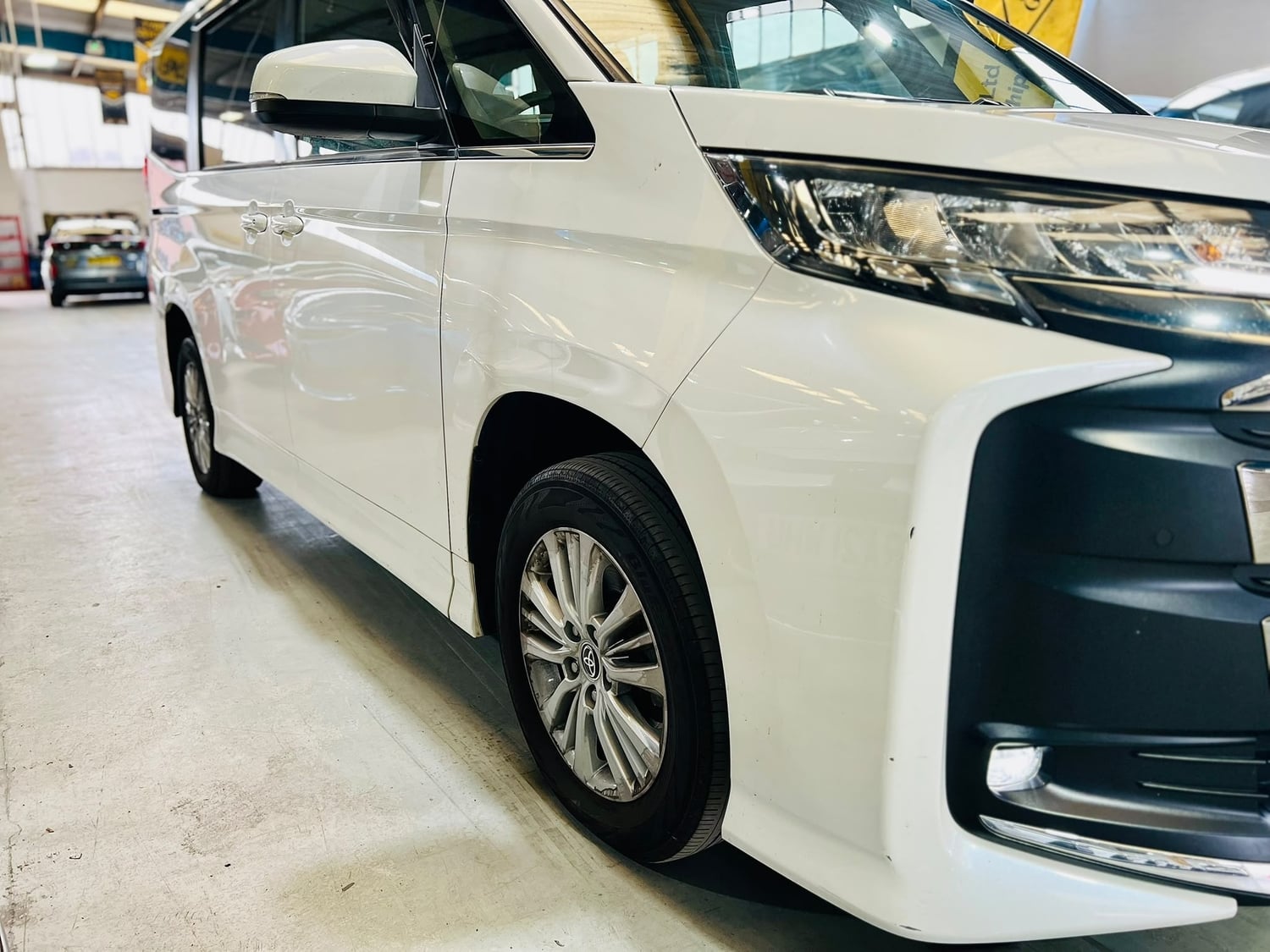 Toyota Noah 2023 - Cars in Birmingham
