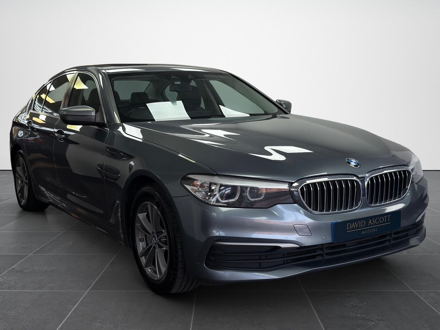 BMW 5 Series 2019 - Cars