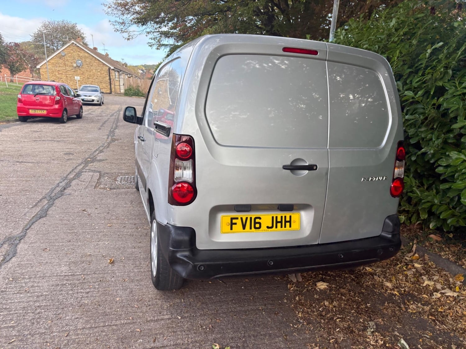 Peugeot Partner 2016 - Vans & Commercial Vehicles in High Wycombe