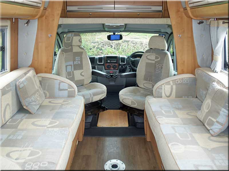 [ berth ]Auto-Trail Mohican