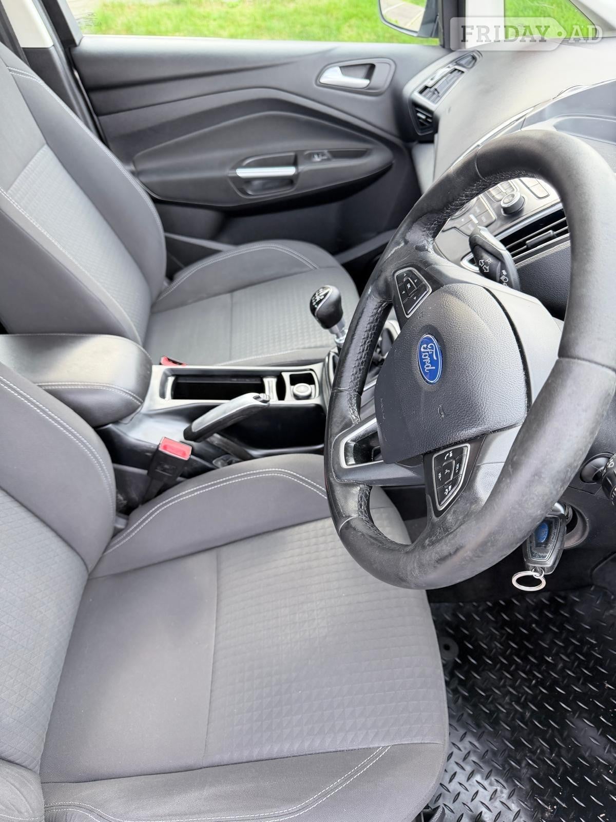 [ berth ]Ford Grand C-MAX